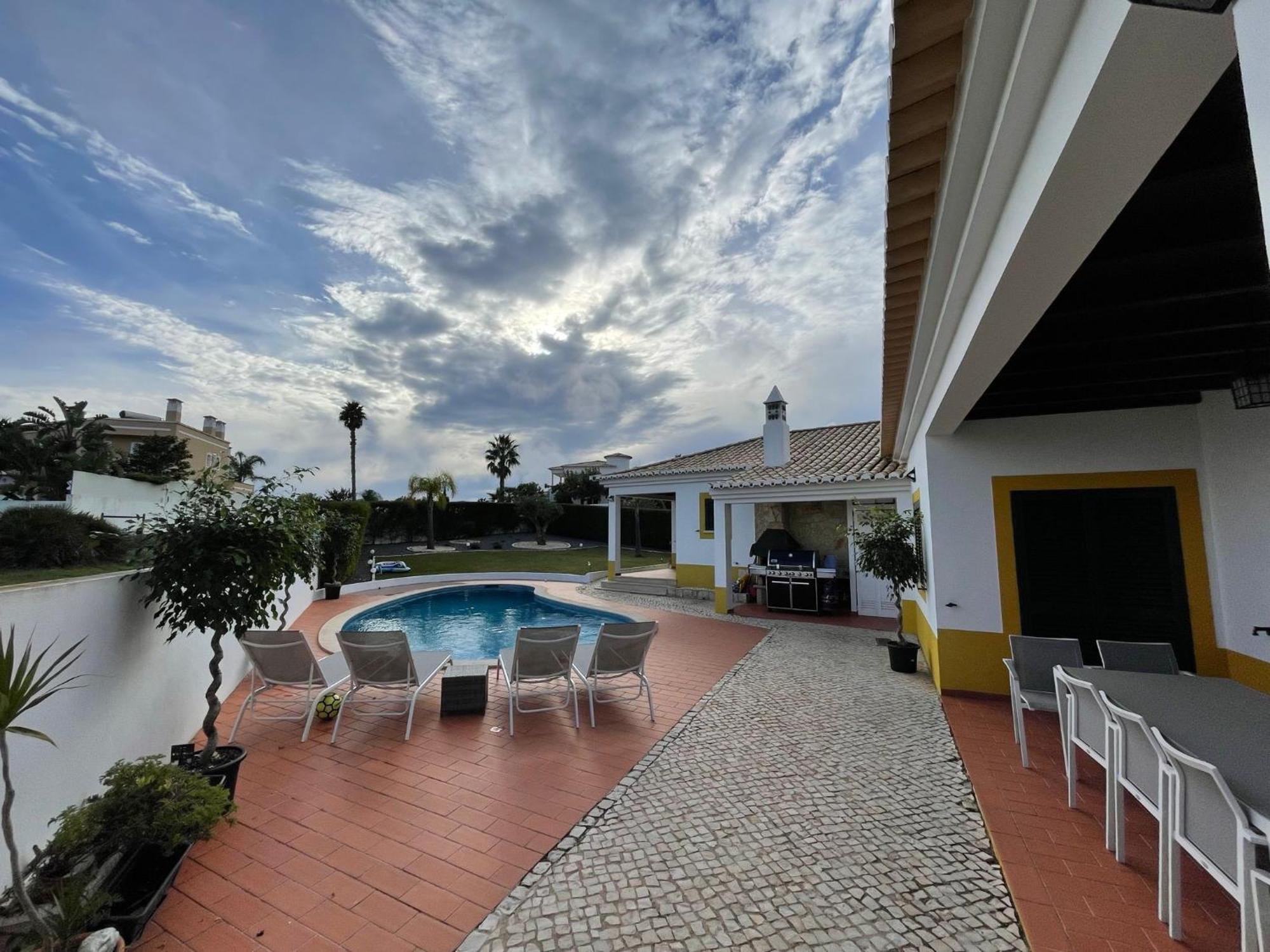 Villa Oliva House Lagos Esterno foto
